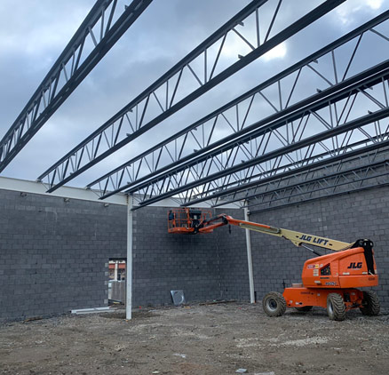 Rochester Hills, Michigan Outlet Building